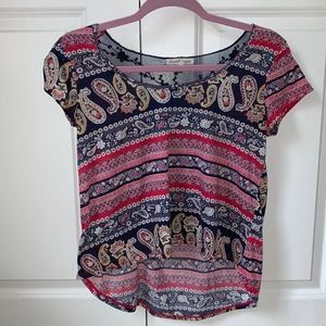 Blouse with lace-back